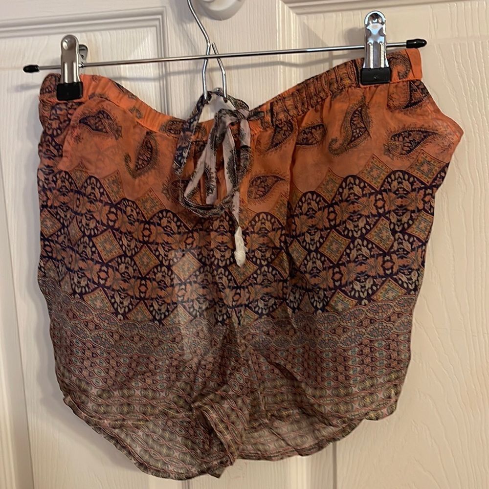 Gypsy Global Village Shorts NWT Size Small